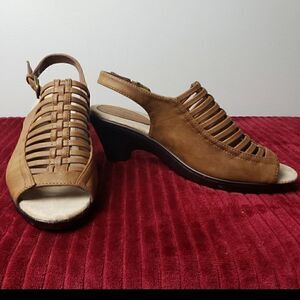 Easy Street Comfort Wave 